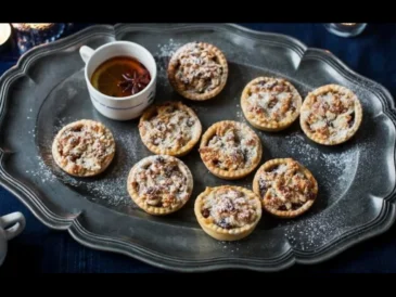 Classic British Mince Pies Recipe